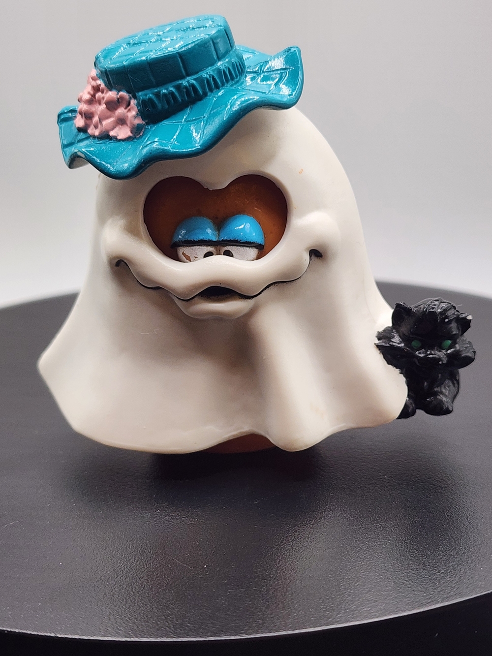 1992 McDonald's Halloween Happy Meal Ghost McNugget Buddies Chicken Nuggets